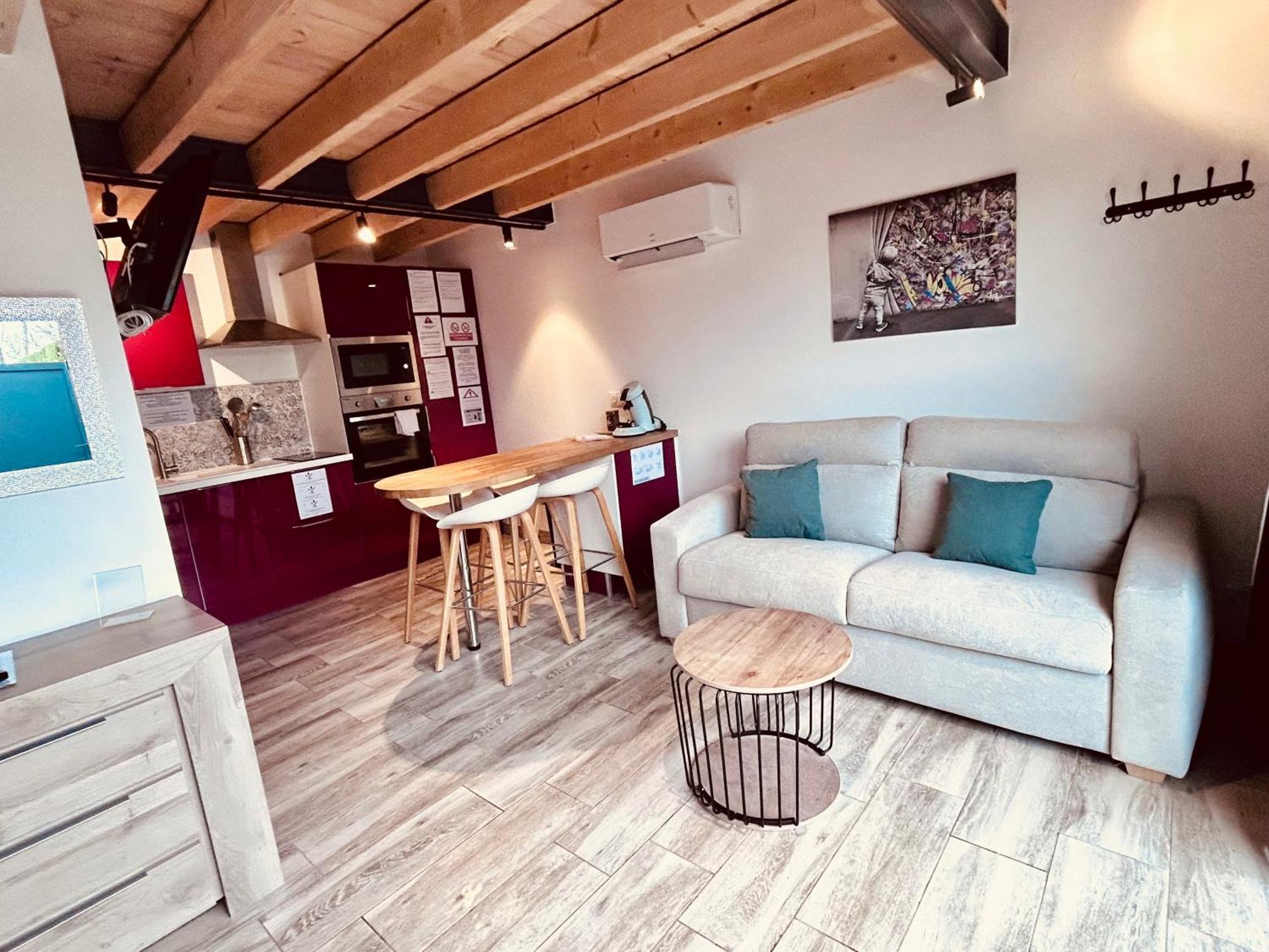 Le Clos De Tanvol - Parking Prive Gratuit- Terrasse Privee - Climatisation Viriat Екстер'єр фото